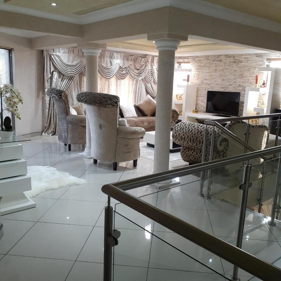 Angelocean Guest House Уитбанк Екстериор снимка