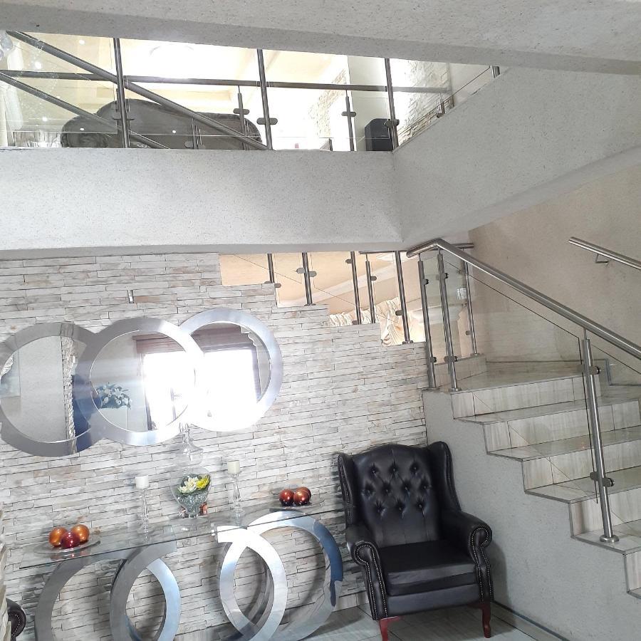 Angelocean Guest House Уитбанк Екстериор снимка