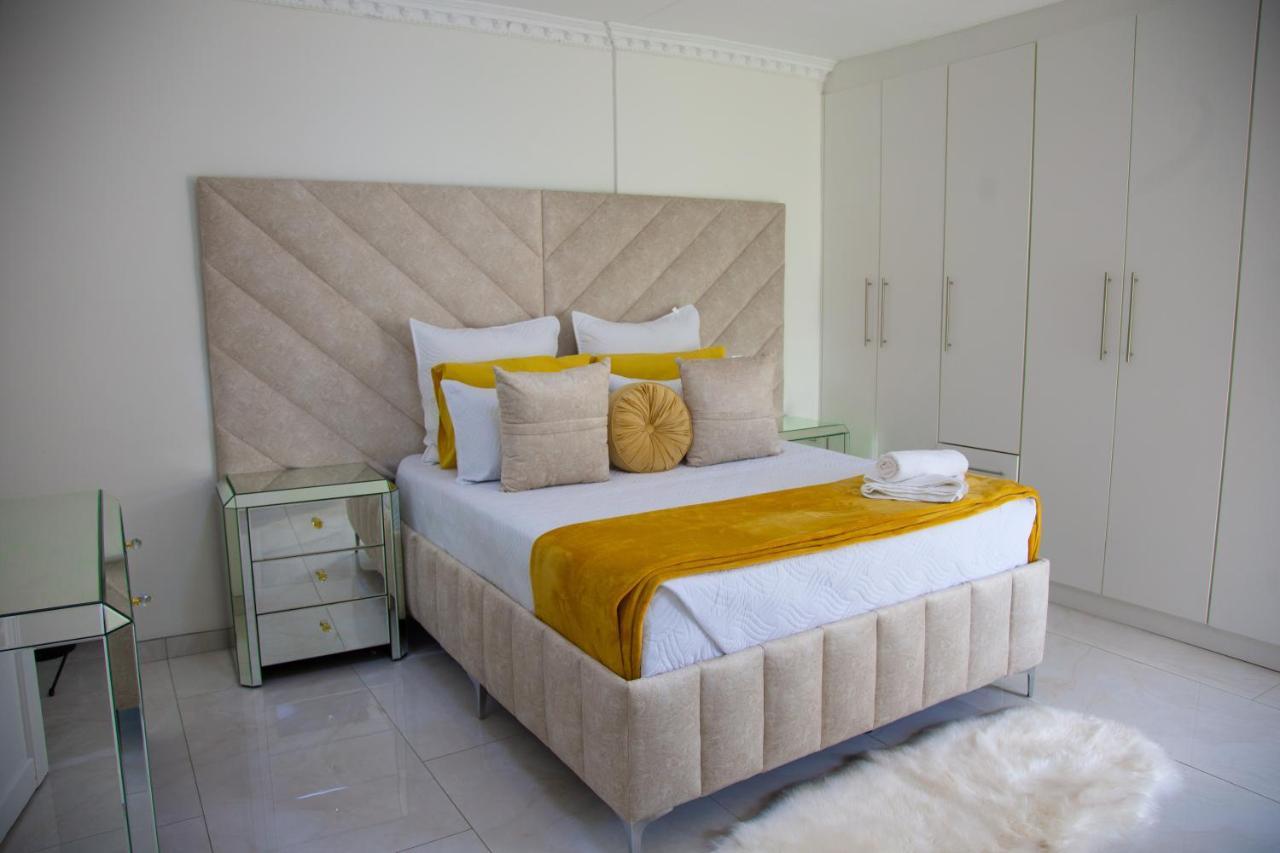 Angelocean Guest House Уитбанк Екстериор снимка