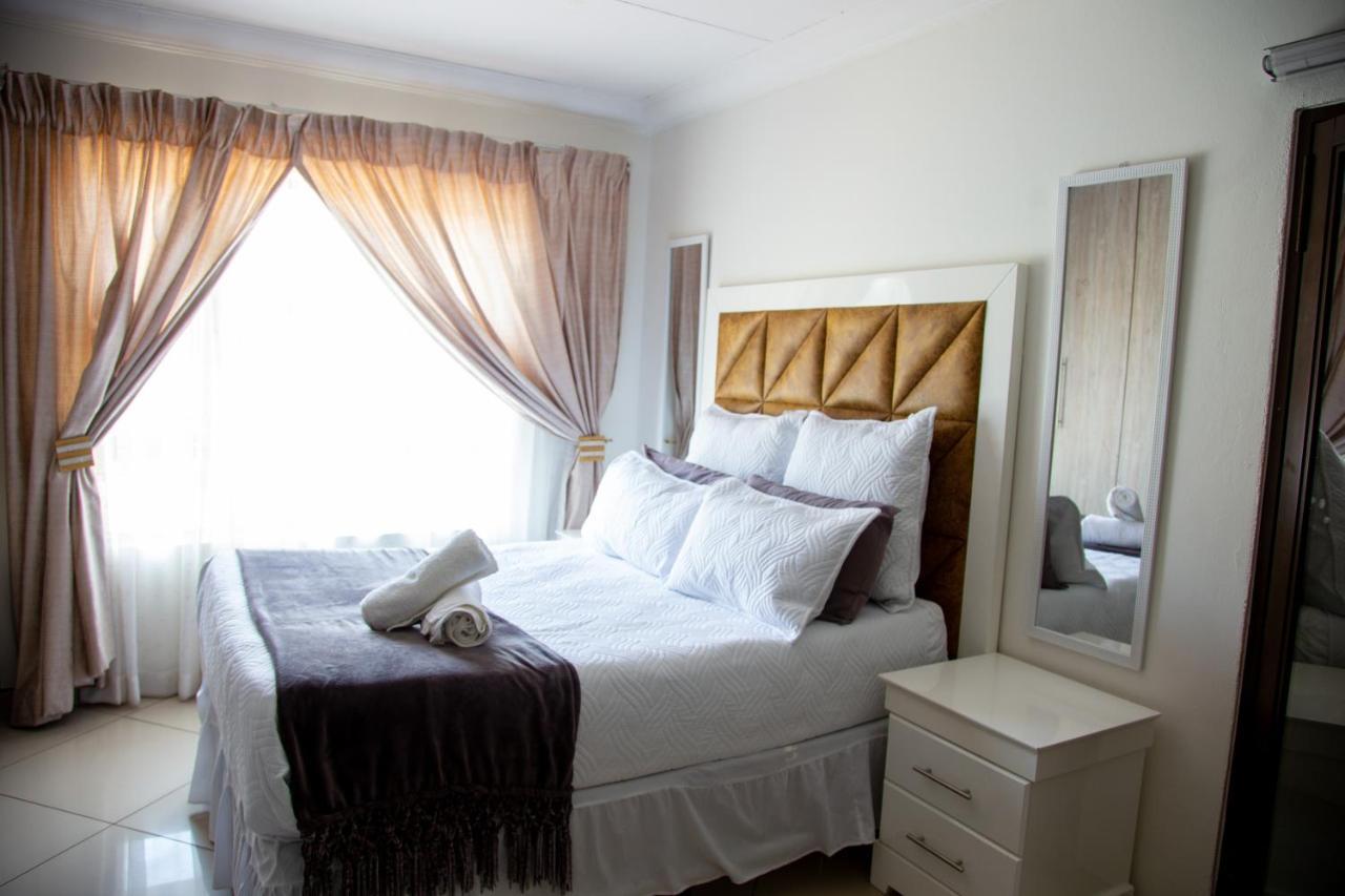 Angelocean Guest House Уитбанк Екстериор снимка