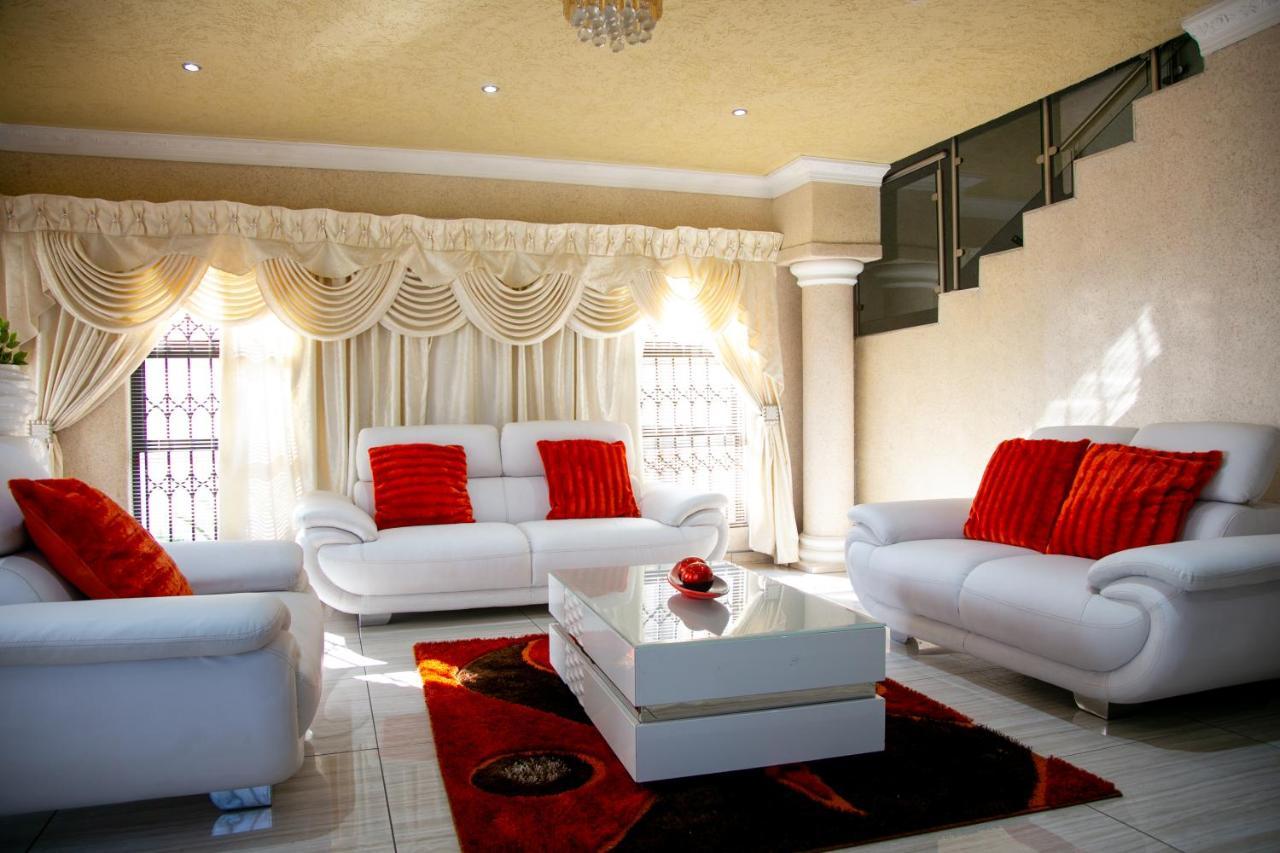 Angelocean Guest House Уитбанк Екстериор снимка