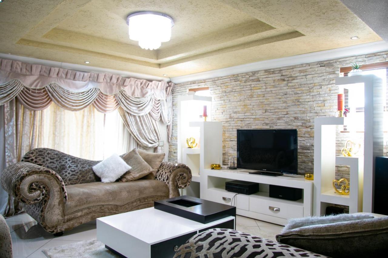 Angelocean Guest House Уитбанк Екстериор снимка