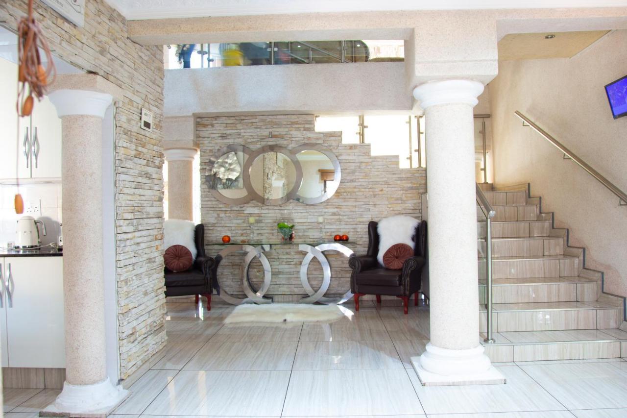Angelocean Guest House Уитбанк Екстериор снимка