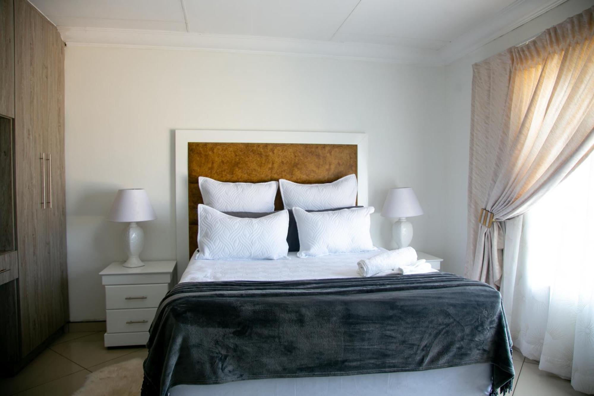Angelocean Guest House Уитбанк Екстериор снимка